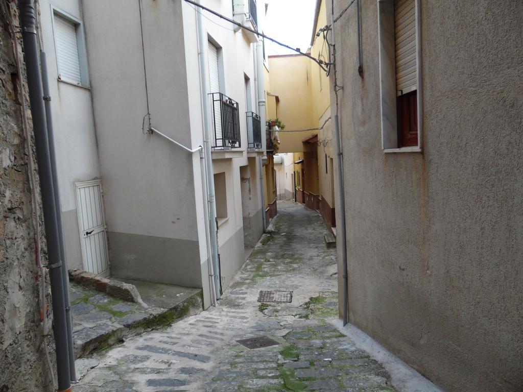 Siciliana Lägenhet Caronia Exteriör bild
